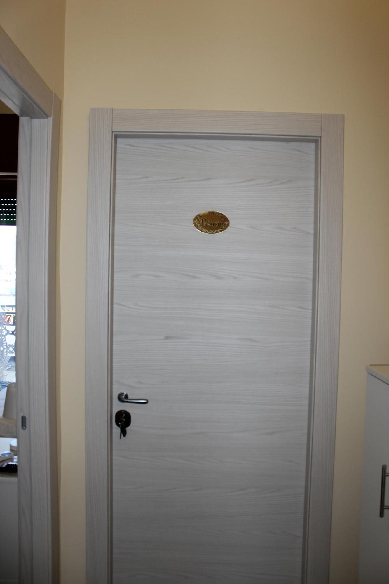 Elena House Appartement *